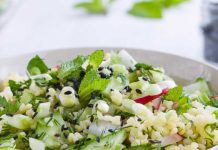 Bulgur mit Gurken-, Rettich- und Sesamsamen
