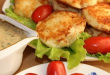 Kartoffelpastetchen mit Pilzsoße