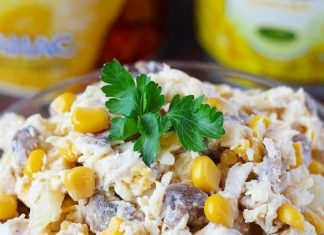 ensalada de pollo con piña y champiñones